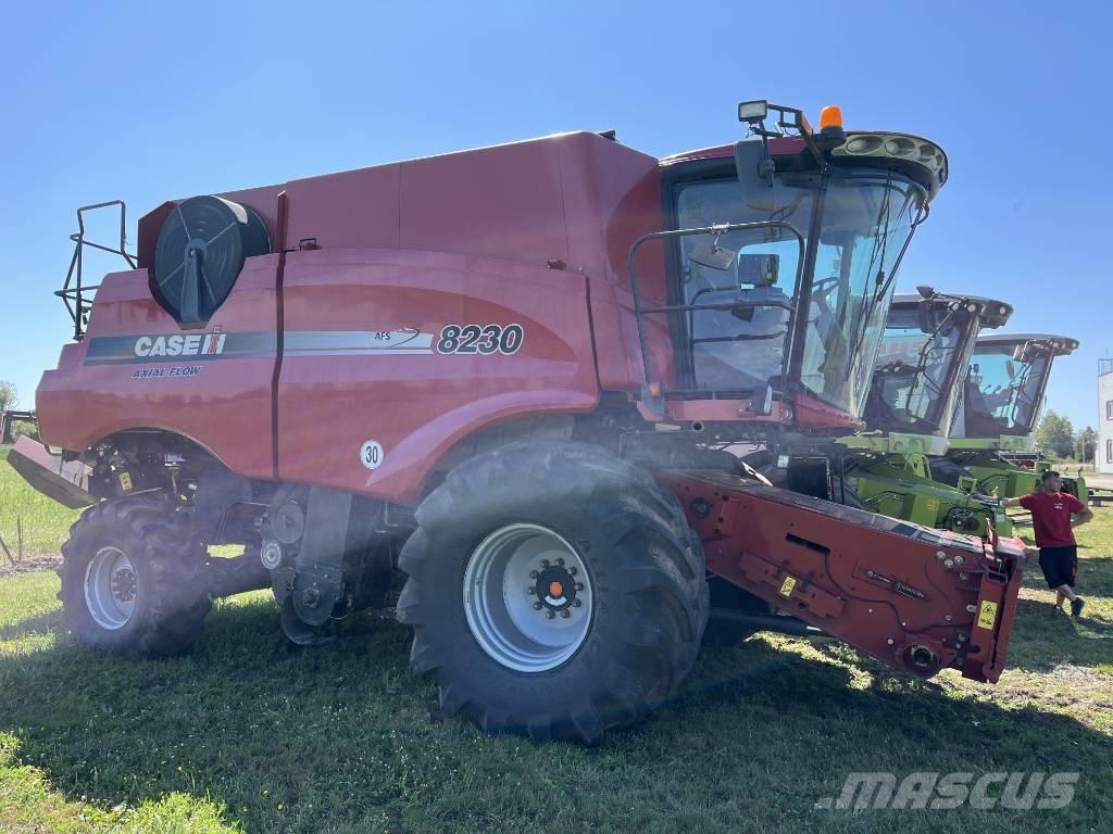 Case IH AF 8230 聯合收穫機