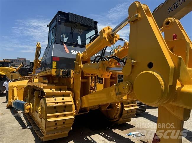 Shantui SD 32 履帶推土機