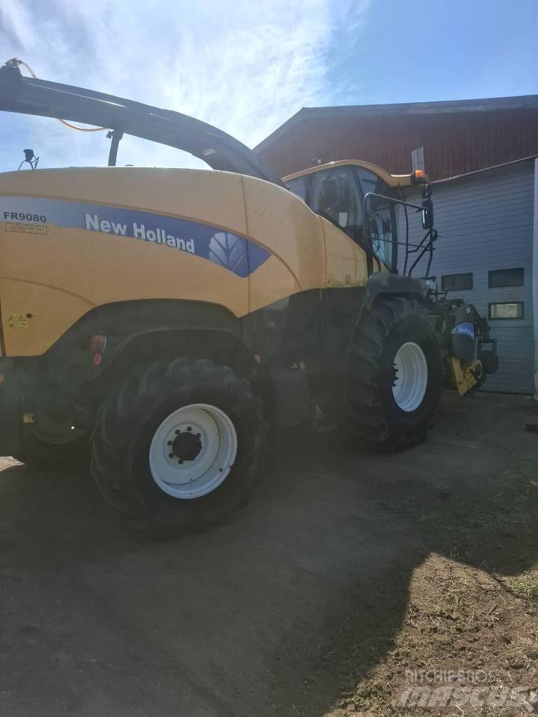 New Holland FR 9080 自走式飼料採集機