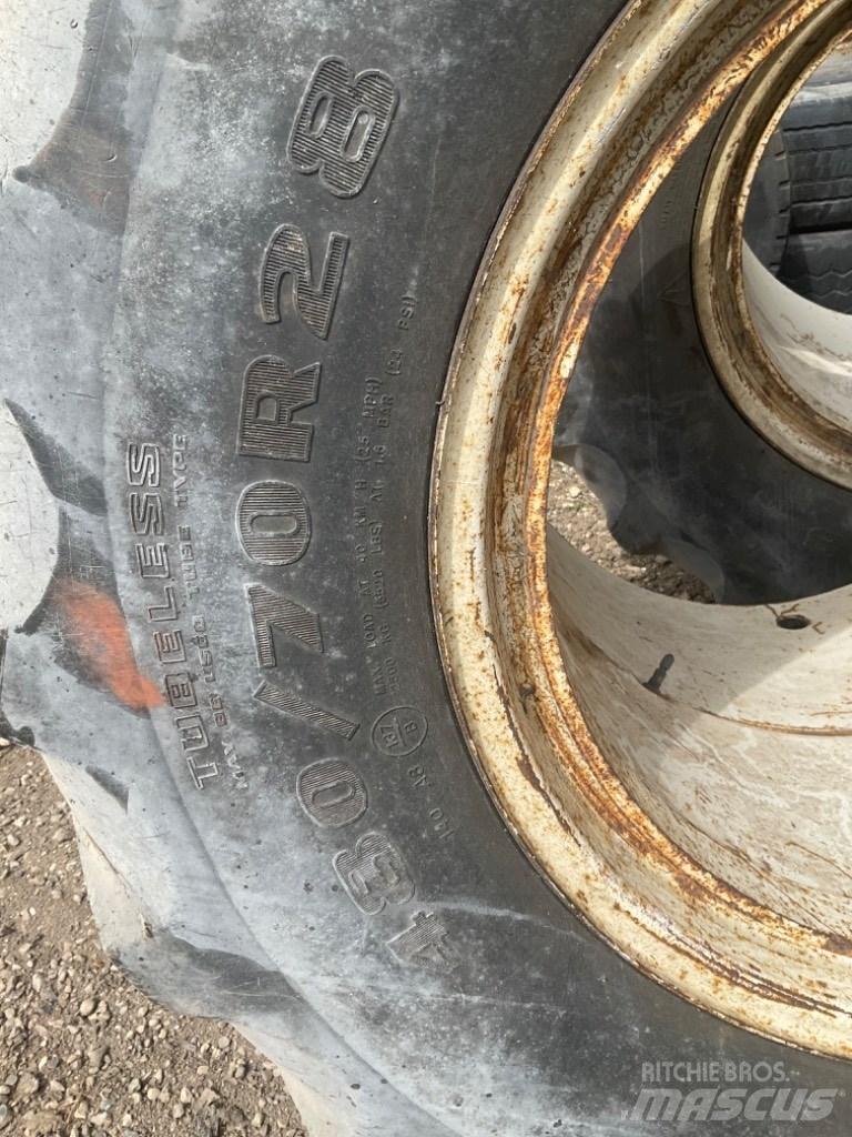 Datho Tvillinghjul 輪胎、車輪和輪圈