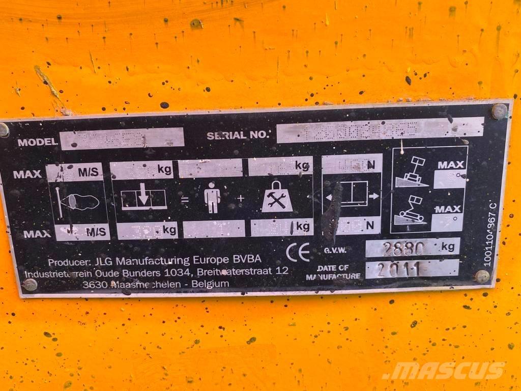 JLG 3246 ES 剪式升降機