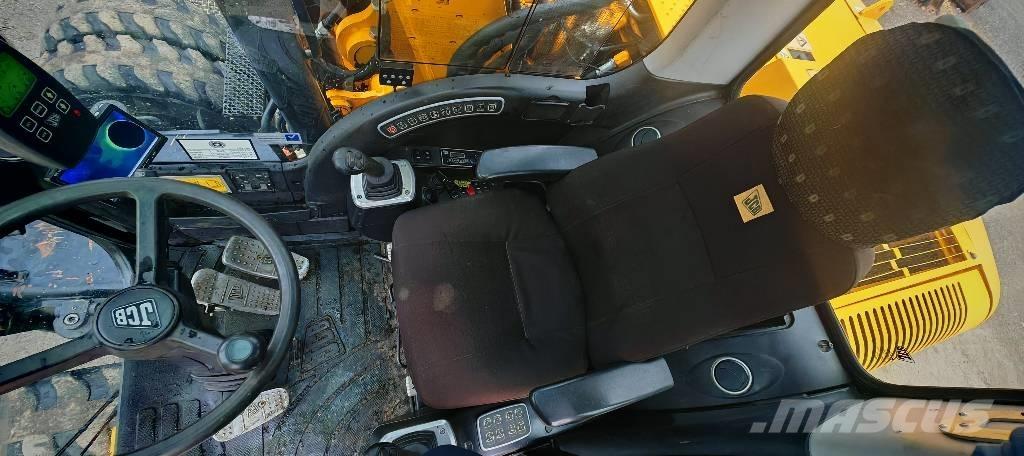 JCB JS 145 W 旋轉式挖土機/掘鑿機/挖掘機