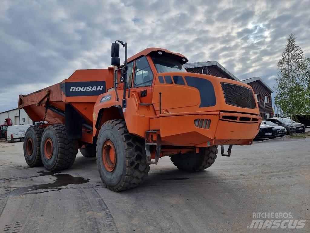 Doosan DA 40 6x6 鉸接式起吊車