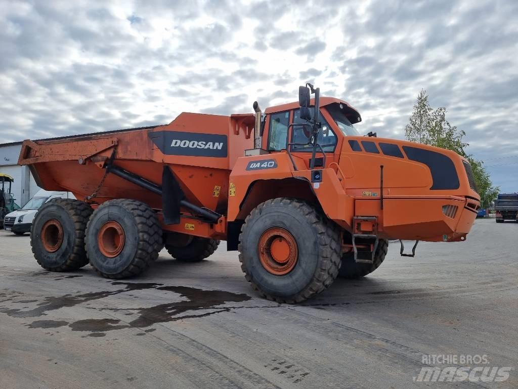 Doosan DA 40 6x6 鉸接式起吊車