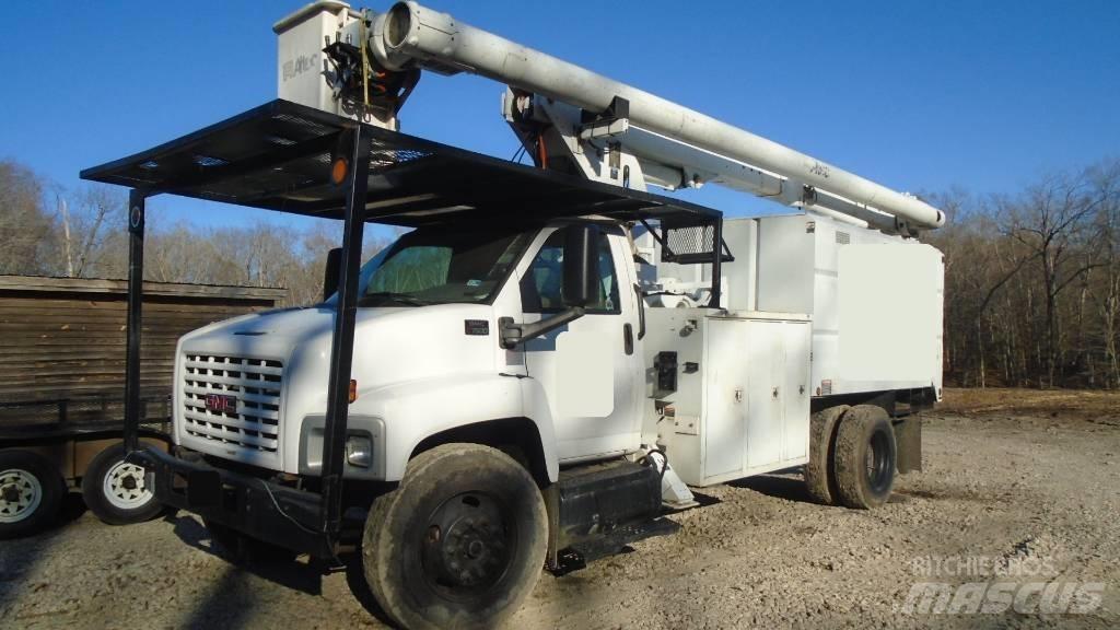 GMC C7500 Top Kick 碎木貨車