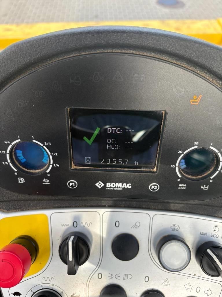 Bomag BW 213 單輪滾壓機