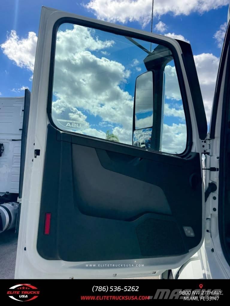 Volvo Commercial VNL 曳引機組件