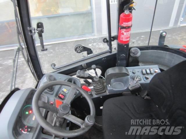 Kubota R 065 輪胎式裝載機
