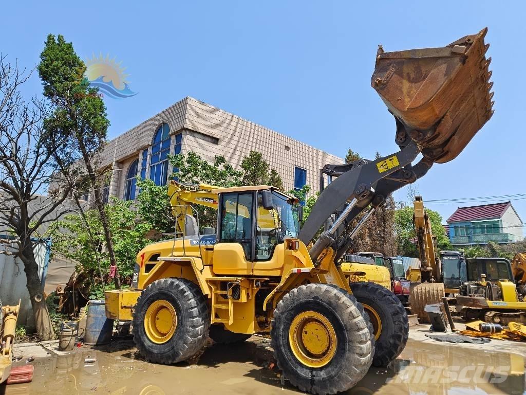 Volvo L 105 輪胎式裝載機