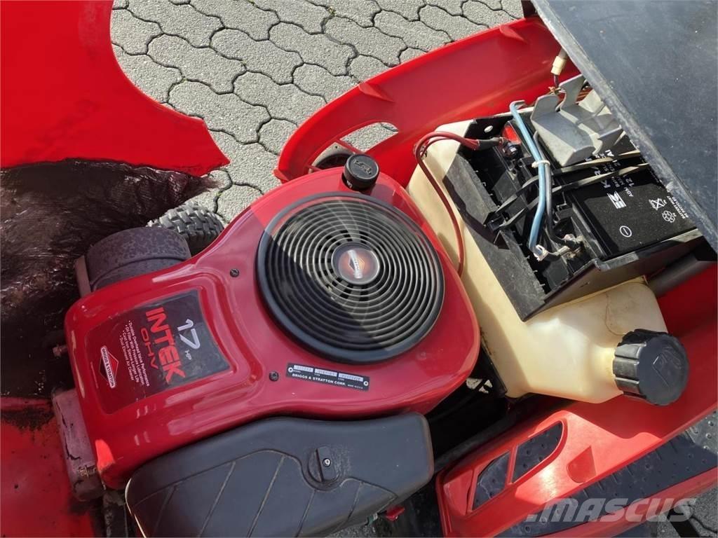 Al-Ko T 17-102 騎乘式割草機