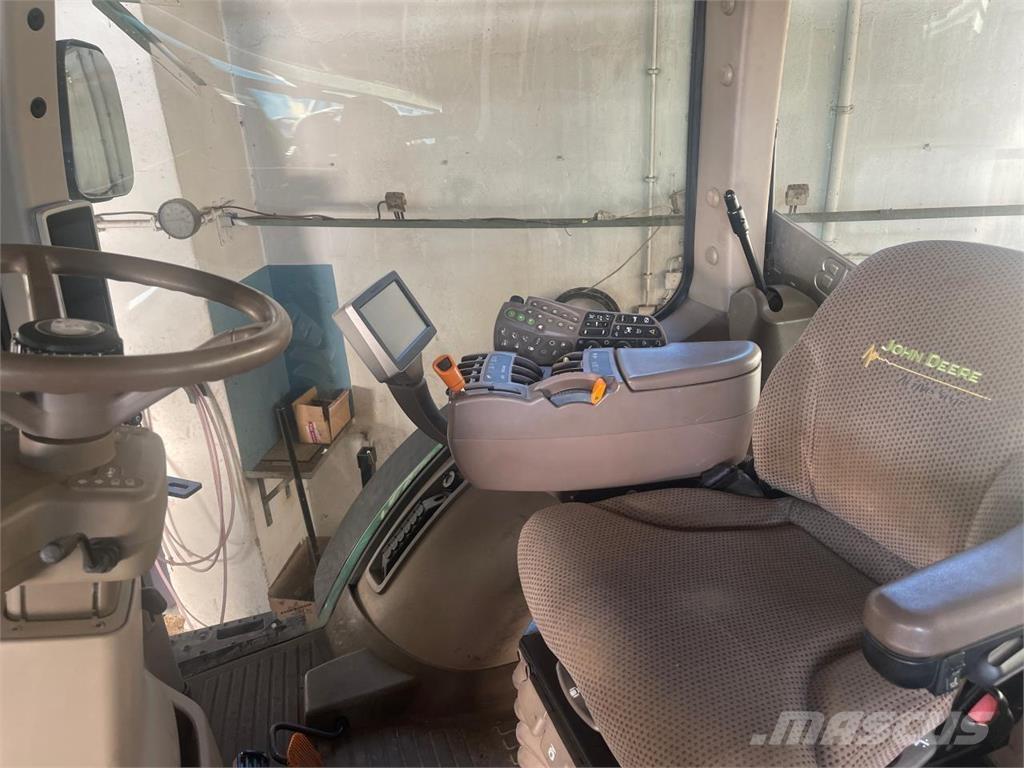 John Deere 7230 R 曳引機