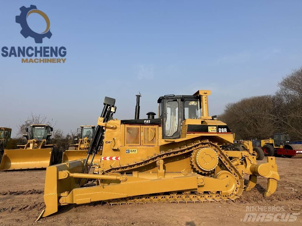 CAT D8R 履帶推土機