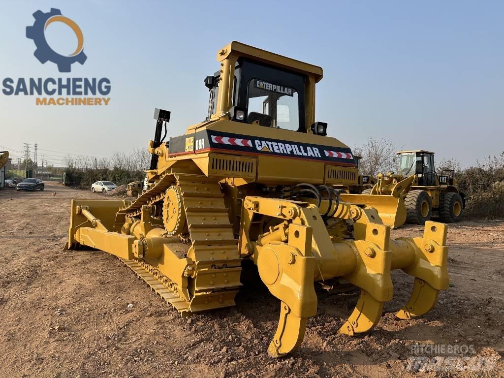 CAT D8R 履帶推土機