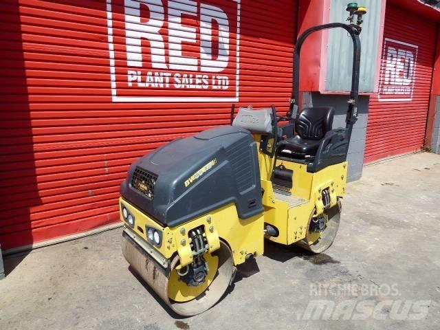 Bomag BW 80 AD-5 雙輪滾壓機