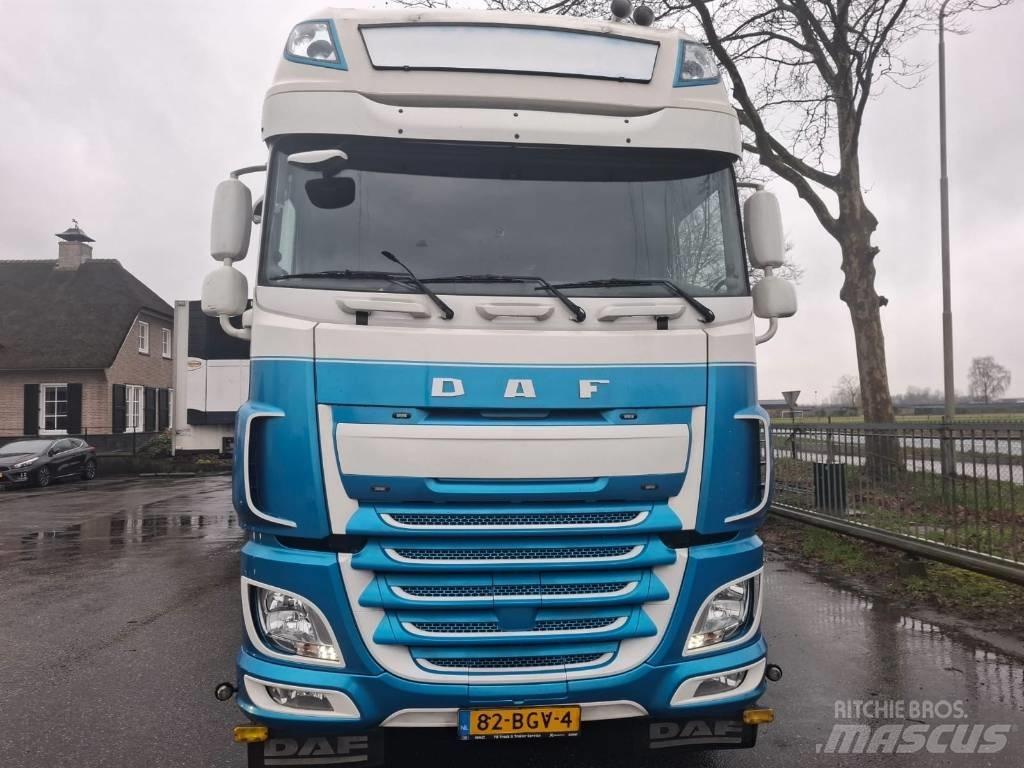 DAF XF 440 曳引機組件