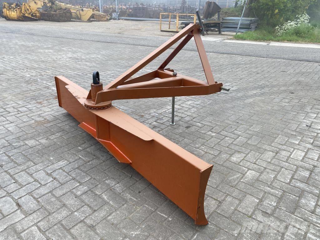  Grondschuif 2.5 M 刮路機