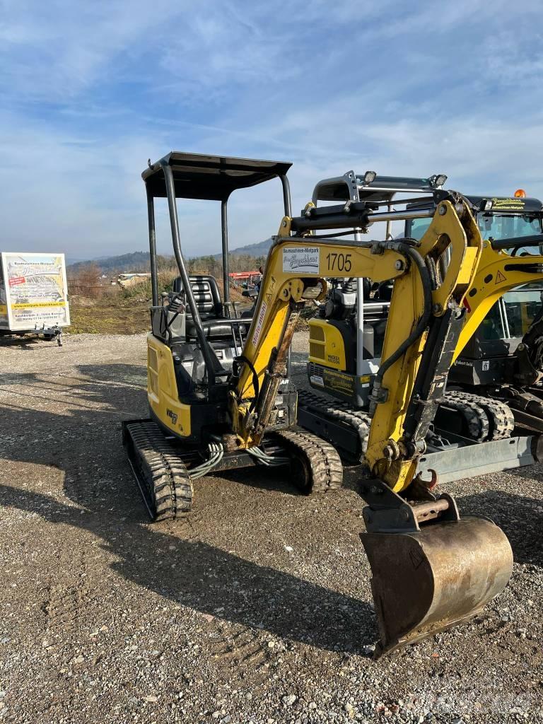 Yanmar Vio 17 小型挖土機/掘鑿機<7t(小型挖掘機)
