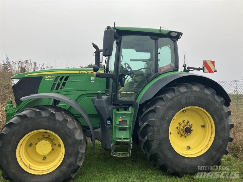 John Deere 6215R 曳引機