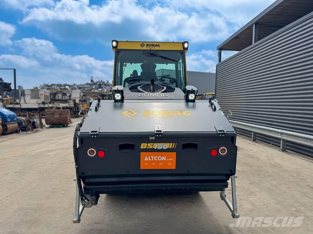Bomag BW 174 AP-4V 雙輪滾壓機