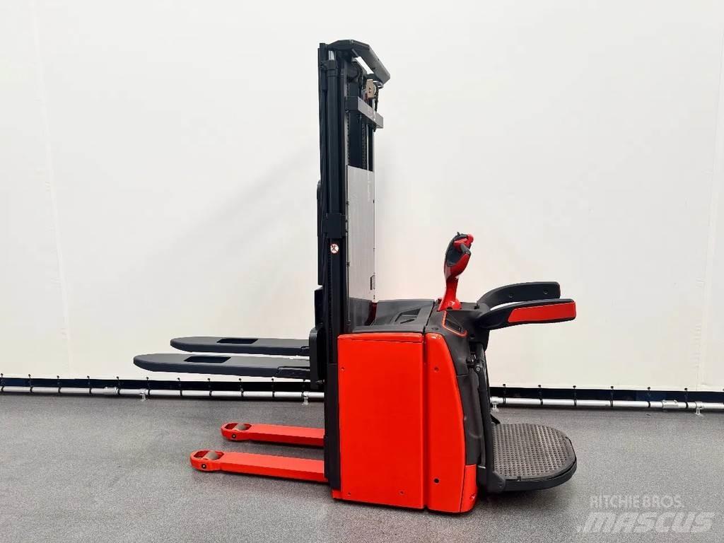 Linde L 16 AP 行走控制式堆積機
