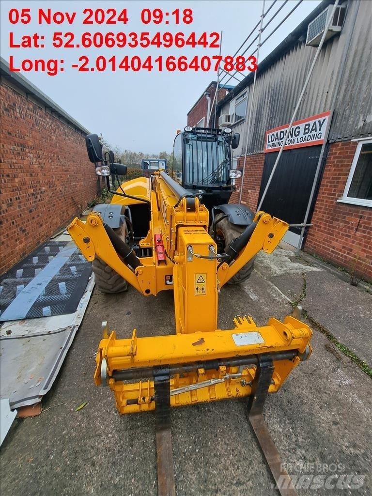 JCB 540-140 伸縮臂操作車