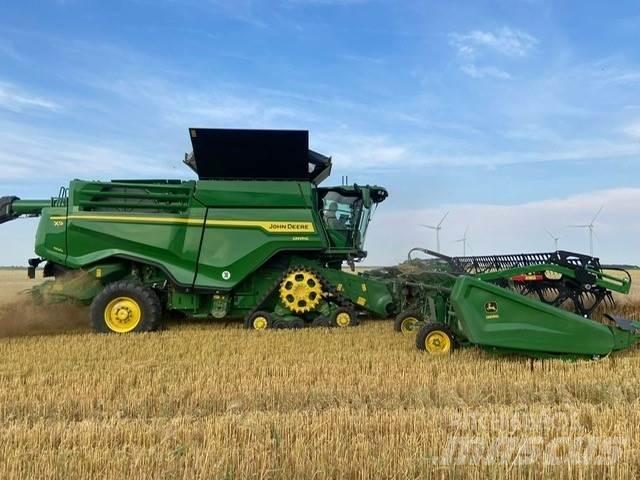 John Deere X9-1100 聯合收穫機