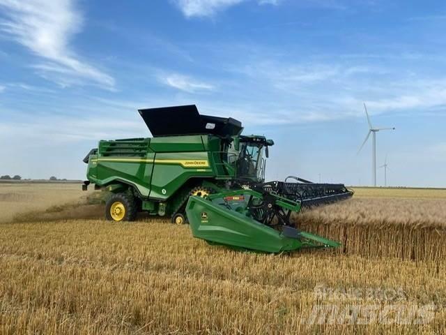John Deere X9-1100 聯合收穫機