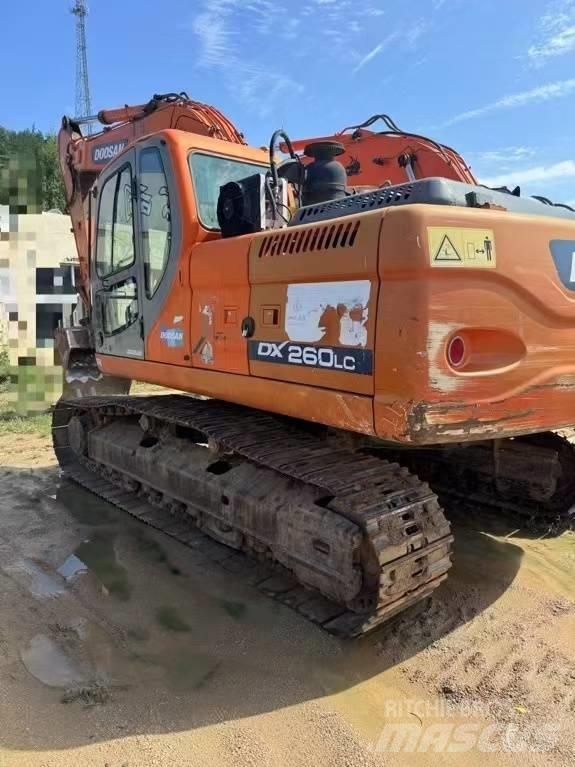Doosan DX 260LC 履帶式 挖土機/掘鑿機/挖掘機