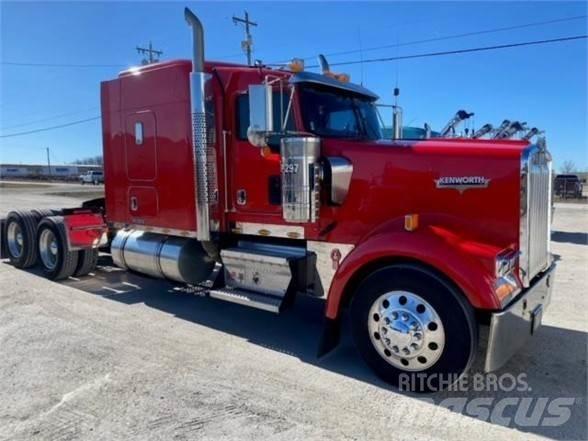 Kenworth W900L 曳引機組件