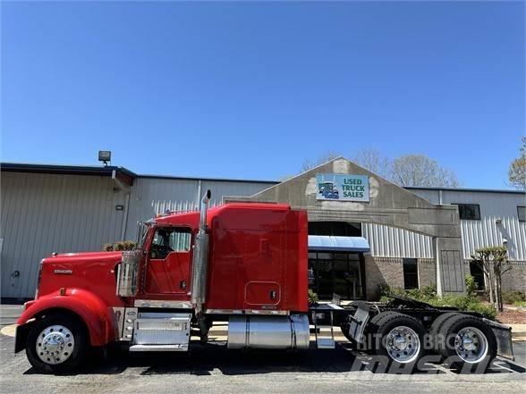 Kenworth W900L 其他