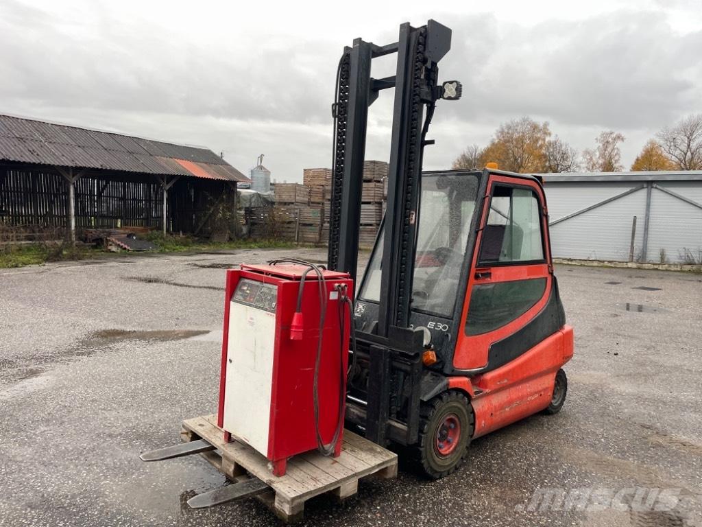 Linde E 30-01 電動堆高機