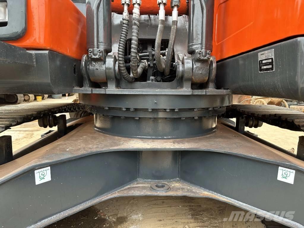 Doosan DX225LC-9C 履帶式 挖土機/掘鑿機/挖掘機