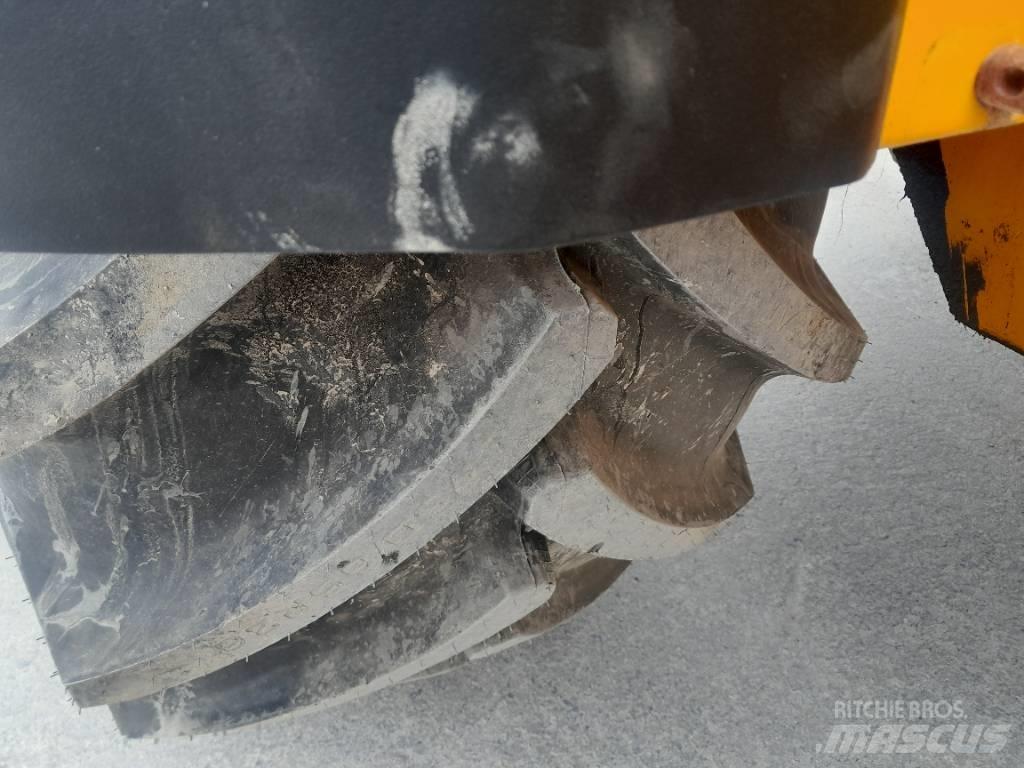 JCB 427 農業用伸縮臂裝載機