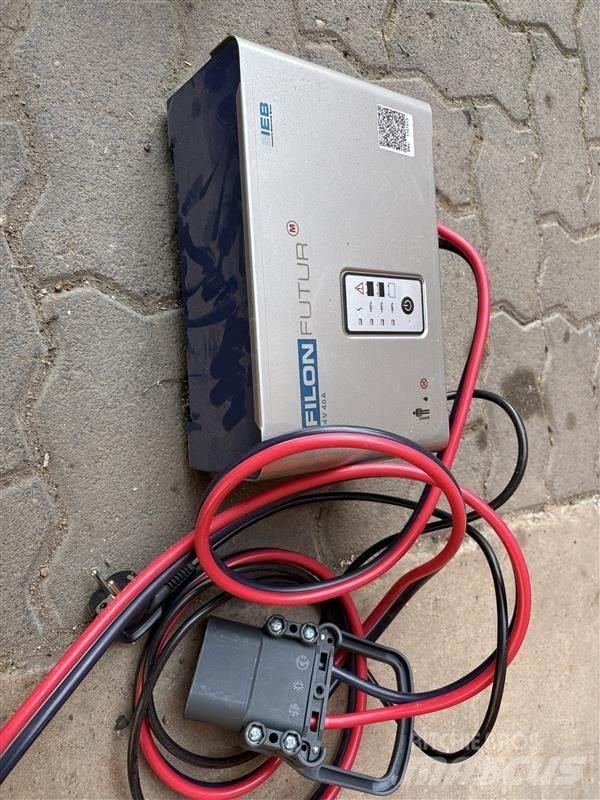 Yale MS12 AC 行走控制式堆積機