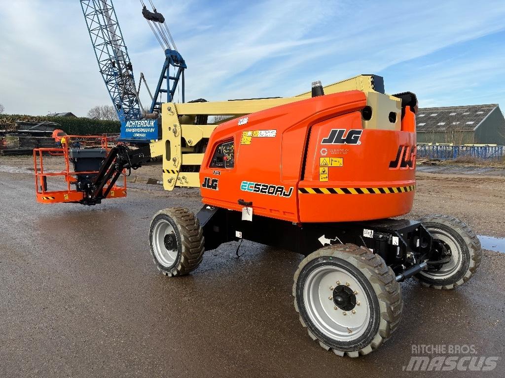 JLG EC 520 AJ 曲臂高空作業車