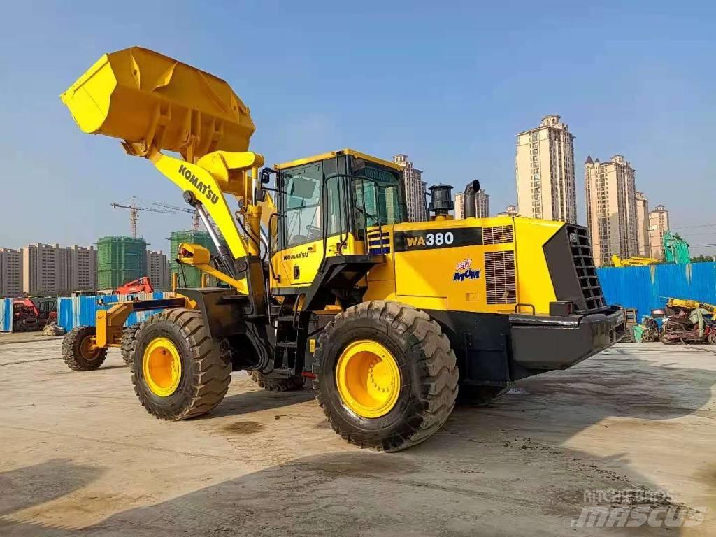 Komatsu WA 380-6 輪胎式裝載機