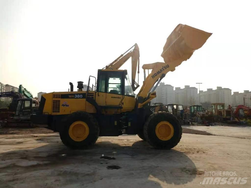 Komatsu WA 380-6 輪胎式裝載機
