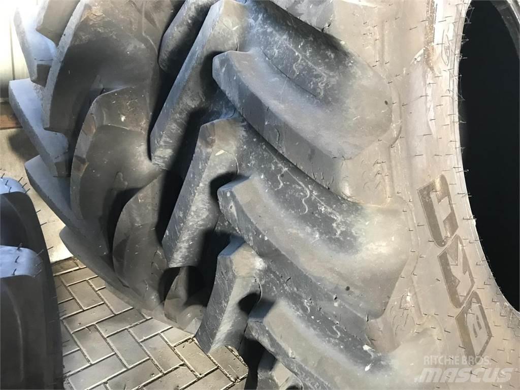 BKT 650/85R42 IF 輪胎、車輪和輪圈