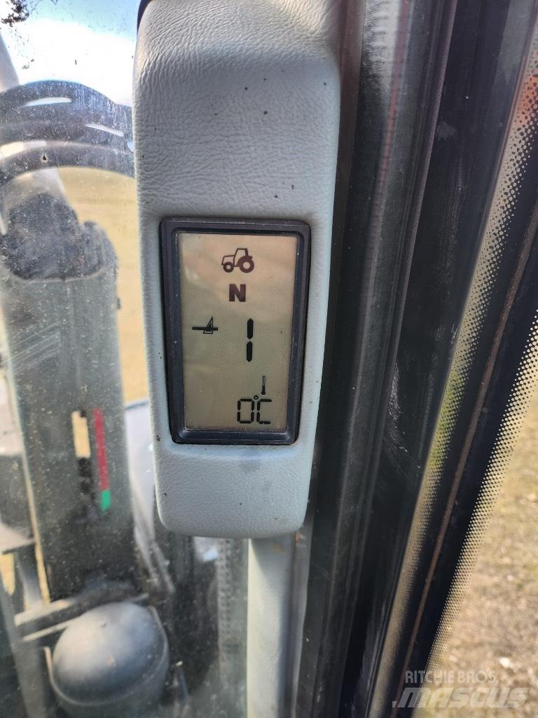 Valtra 6250 曳引機