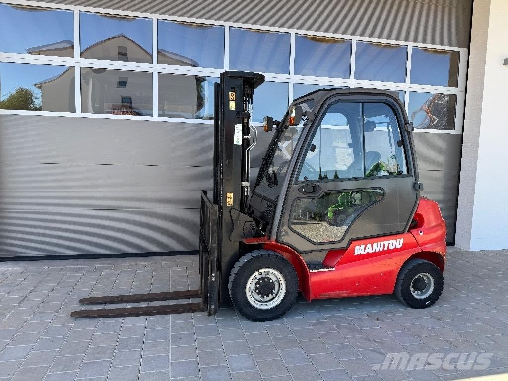 Manitou MI 25 柴油卡車