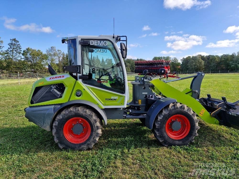 CLAAS Torion 535 農業用伸縮臂裝載機