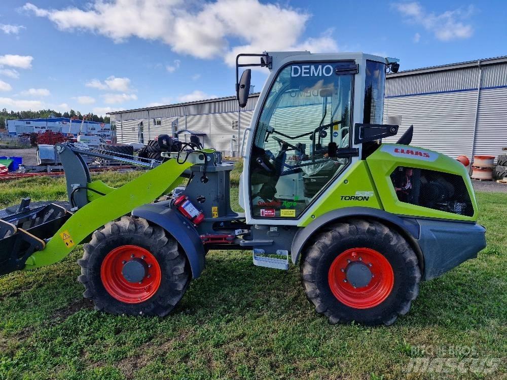 CLAAS Torion 535 農業用伸縮臂裝載機