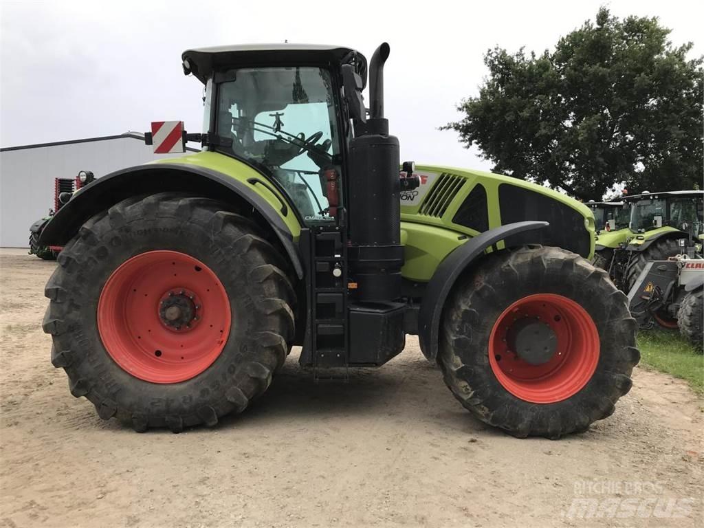 CLAAS Axion 920 曳引機