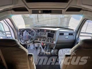 Kenworth T680 曳引機組件