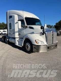 Kenworth T680 曳引機組件