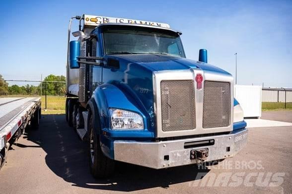 Kenworth T880 傾卸式卡車