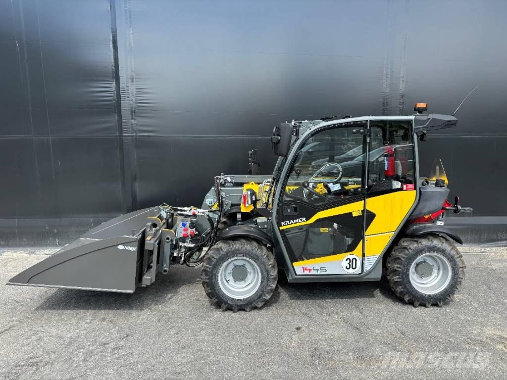 Kramer 1445 伸縮臂操作車