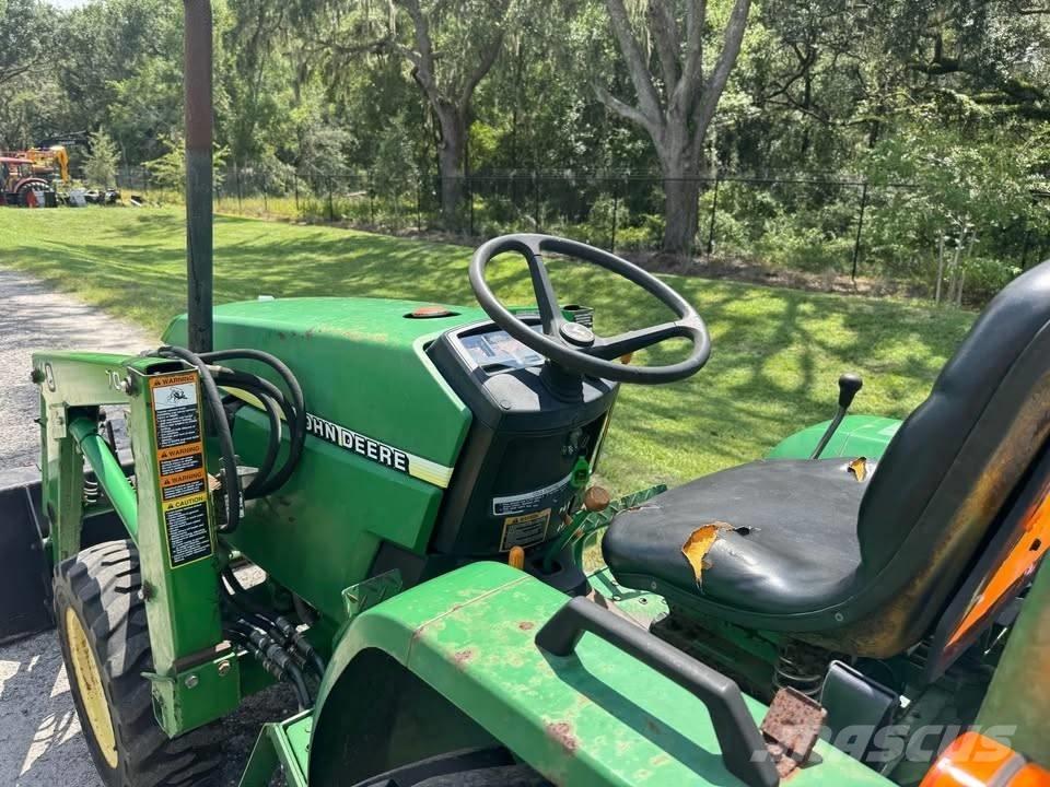 John Deere 790 曳引機
