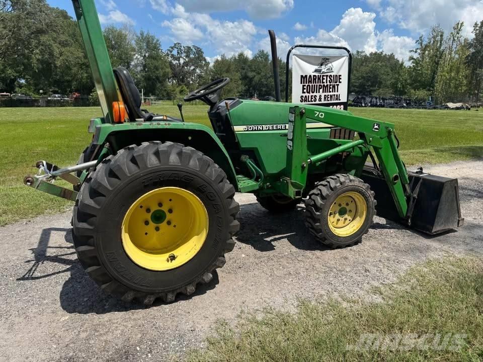 John Deere 790 曳引機