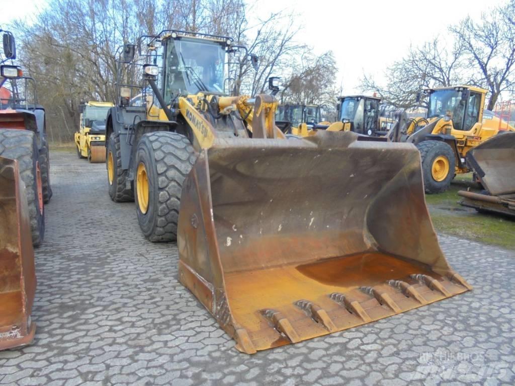 Komatsu WA 470-8 輪胎式裝載機